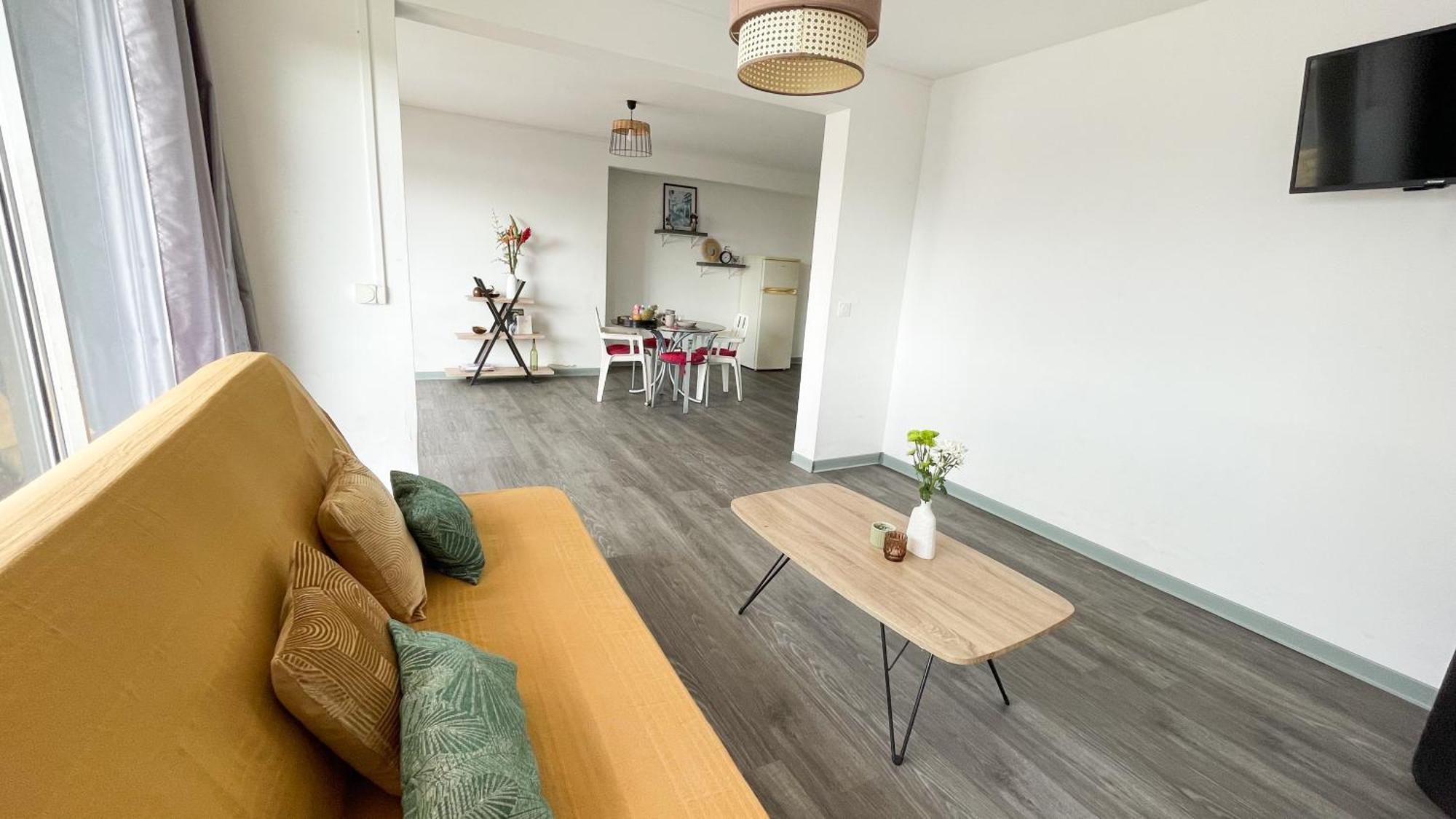 Grand Sejour Lumineux Avec Balcon & Vue Cathedrale Apartment Pointe-a-Pitre  Exterior photo